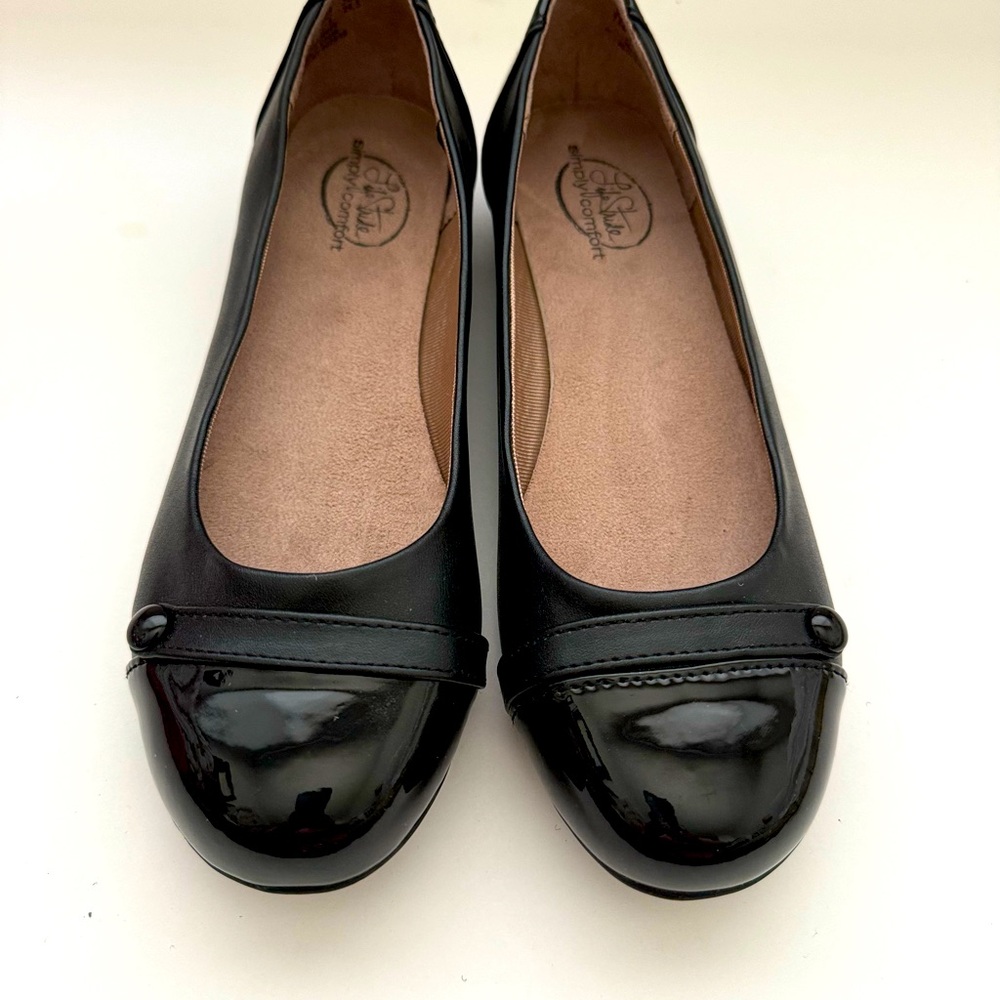 Life Stride Flats